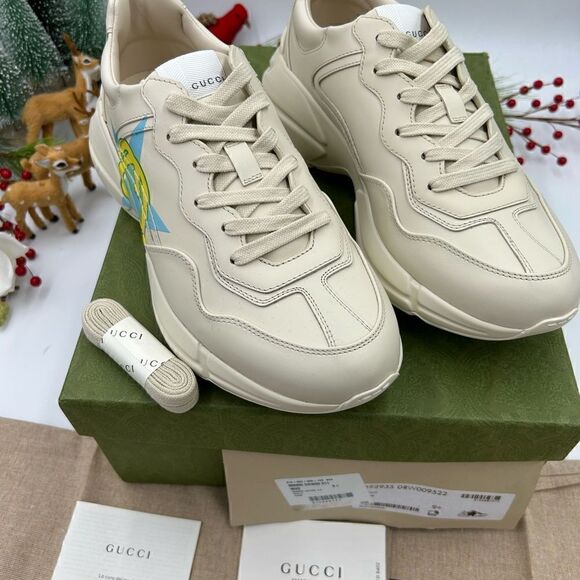 Men’s Gucci Rython star logo leather sneakers, size 9.5 made in Italy. - Picture 9 of 9